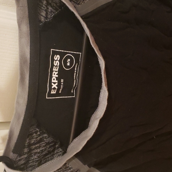 Express Raglan Tee - Picture 4 of 5